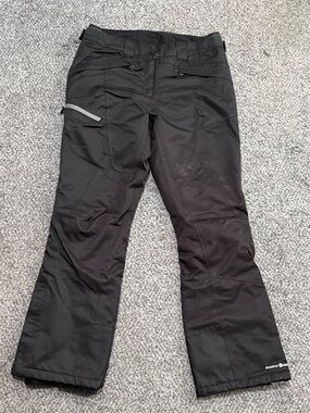 Women’s snow pants